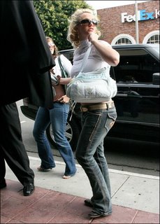 Britney no escarmienta &raquo; britneydoeslunch01