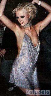 De cómo el alcohol puede convertirte en una 'fugger' &raquo; paris hilton002b.2 1