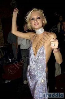 De cómo el alcohol puede convertirte en una 'fugger' &raquo; paris hilton003