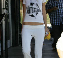 Mischa Barton bad day - La mancha de regla