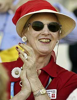 Jamponcísimas con sus quitapones, lanzando relampanpucios &raquo;