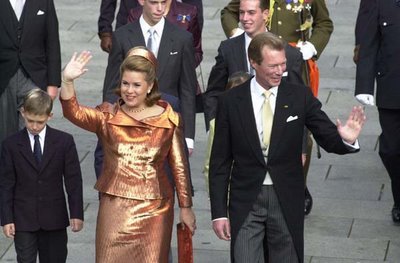 Jamponcísimas con sus quitapones, lanzando relampanpucios &raquo; henriluxembourg1955 8