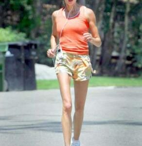 Teri Hatcher anoréxica haciendo footing