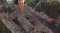 Carmen Martínez-Bordiu en Kenia (África) vestida con un leopard print para la revista Hola