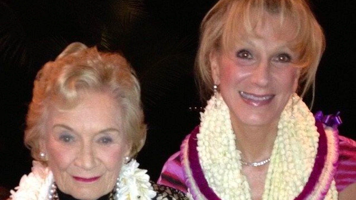 Muere Abigail Kawānanakoa a los 96 años, la última "princesa de Hawái" en el regazo de su ESPOSA » abigail kawananakoa y veronica gail Abigail Kawānanakoa y su esposa Veronica Gail