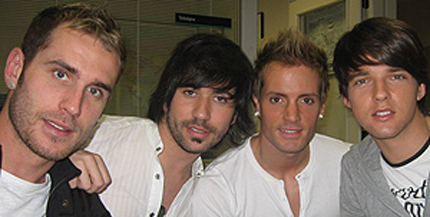 Los D'NASH buscan cacho » dnash cantantes Los cantantes de DNASH buscan pareja